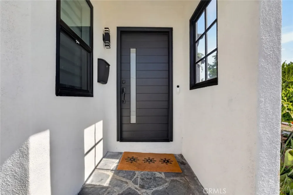 1519 Rose Burbank, CA 91505