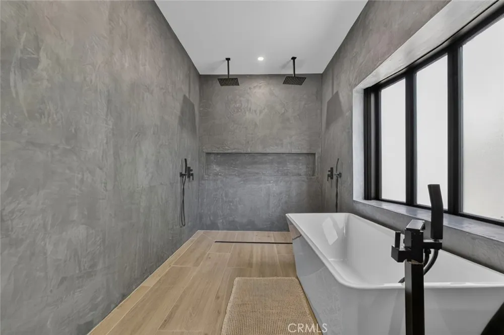 1519 Rose Burbank, CA 91505