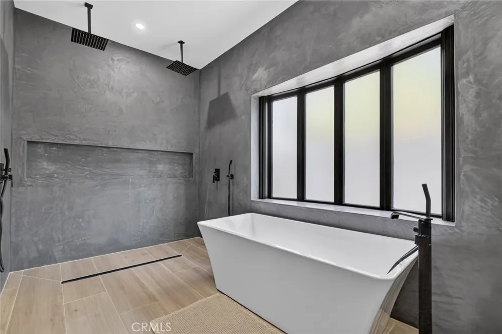 1519 Rose Burbank, CA 91505