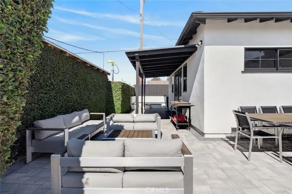 1519 Rose Burbank, CA 91505