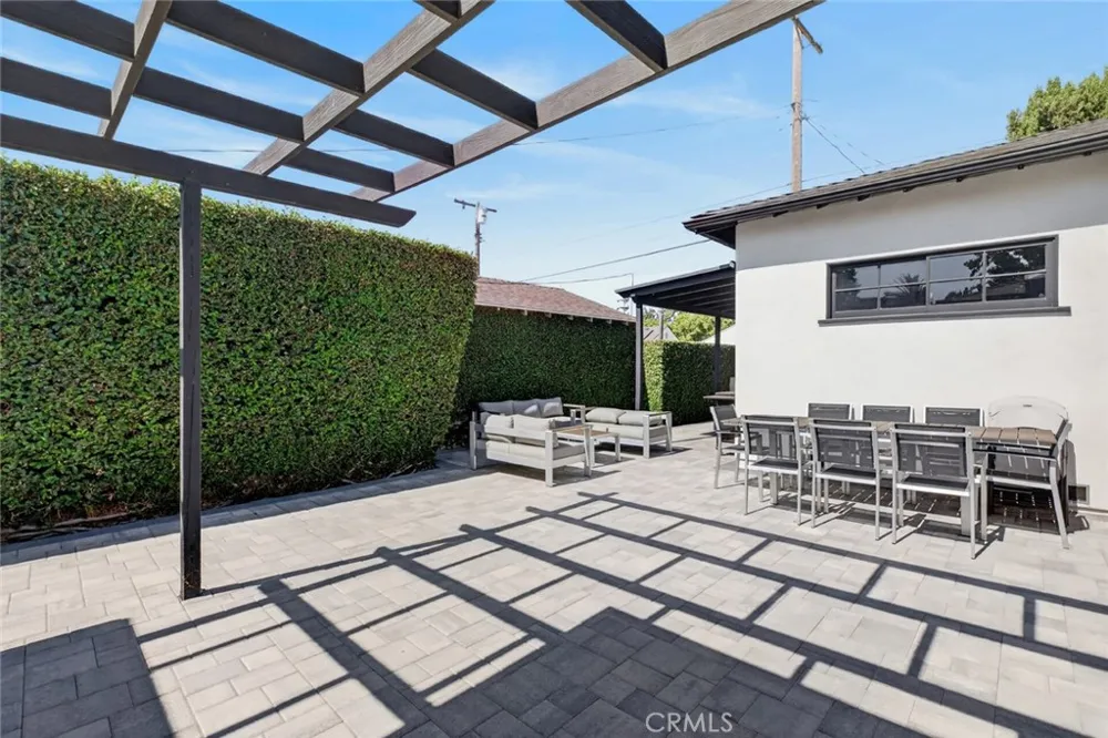 1519 Rose Burbank, CA 91505
