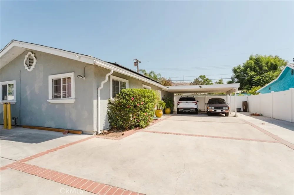 11900 Cometa Avenue Pacoima, CA 91331