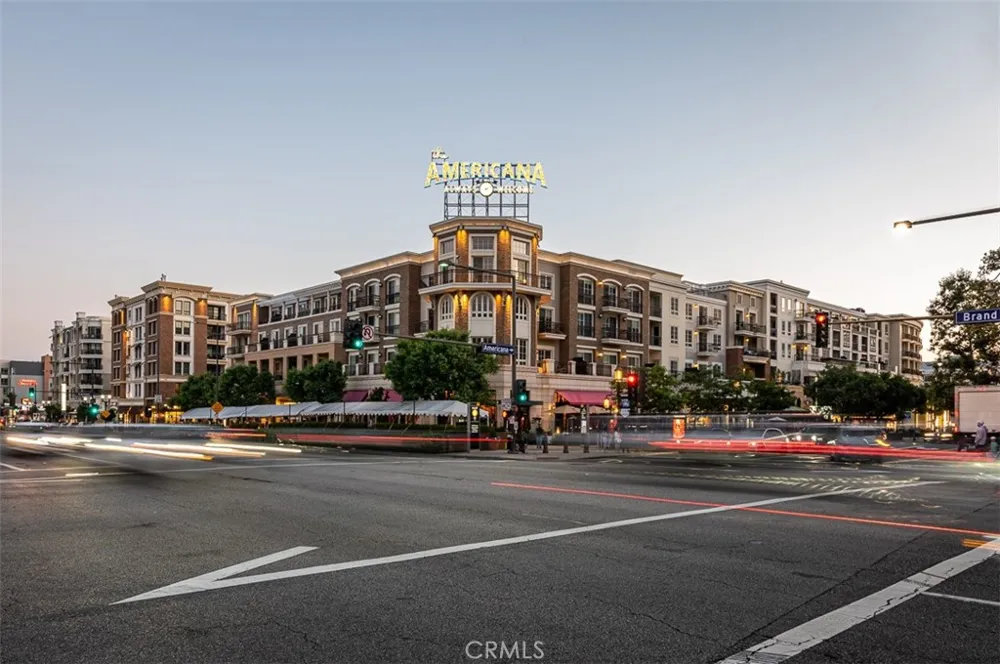 205 Caruso Glendale, CA 91210