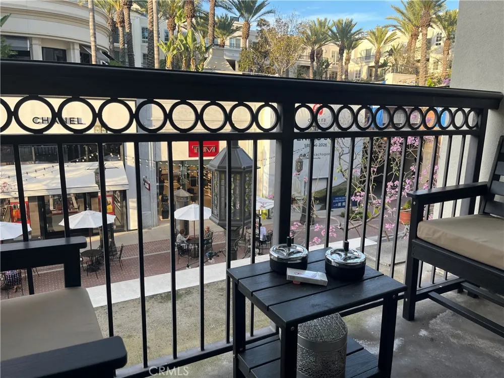 205 Caruso Glendale, CA 91210