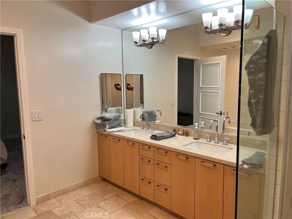 205 Caruso Glendale, CA 91210