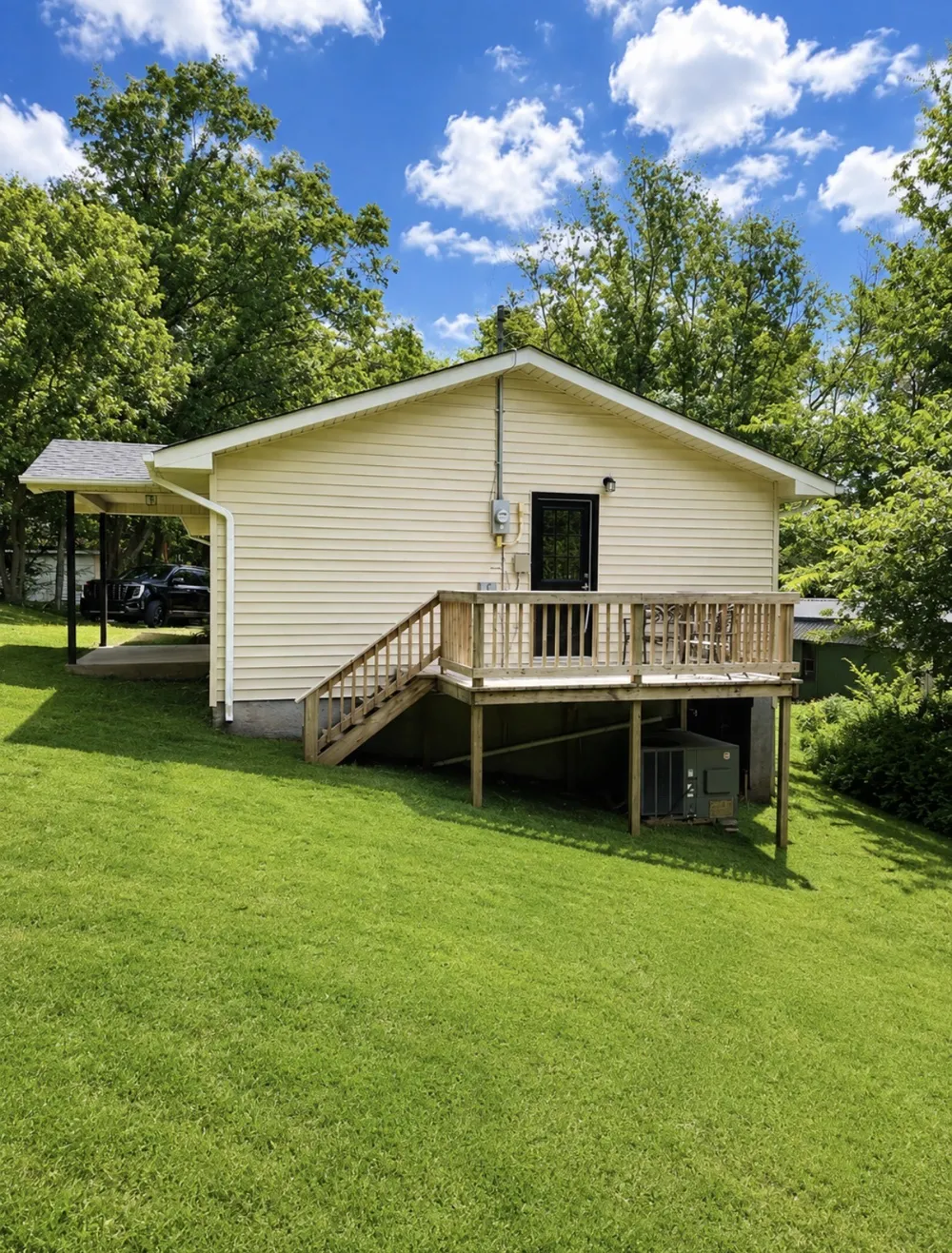 91 Oak Hts Erin, TN 37061