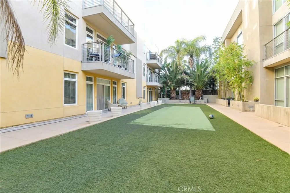 250 n first st #321 Burbank, CA 91502