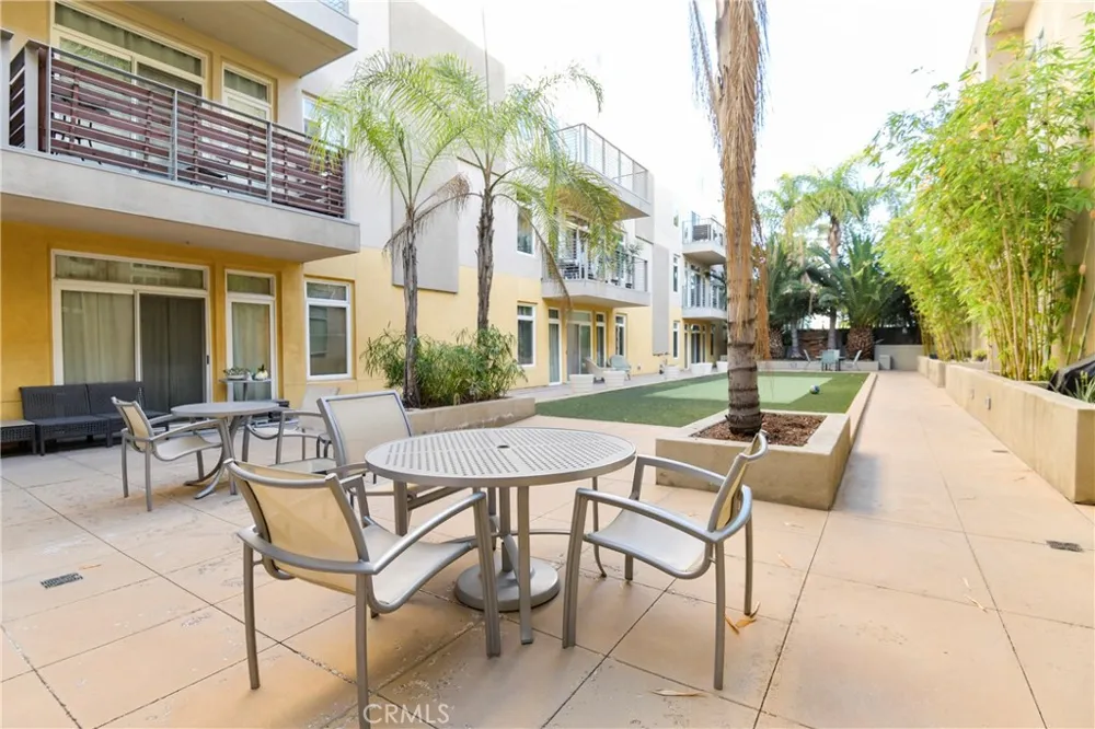 250 n first st #321 Burbank, CA 91502