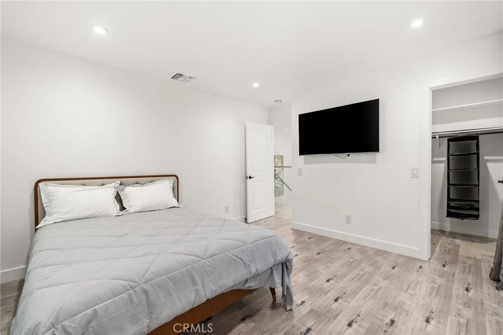 4630 Cedros Avenue Sherman Oaks, CA 91403