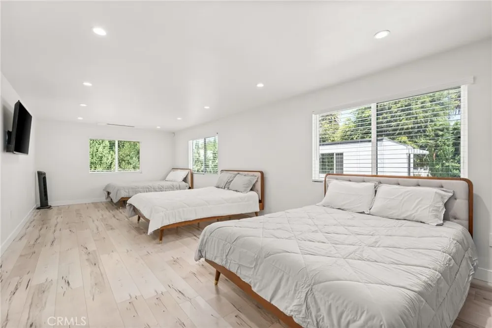 4630 Cedros Avenue Sherman Oaks, CA 91403