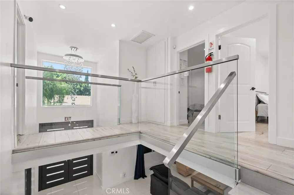 4630 Cedros Avenue Sherman Oaks, CA 91403