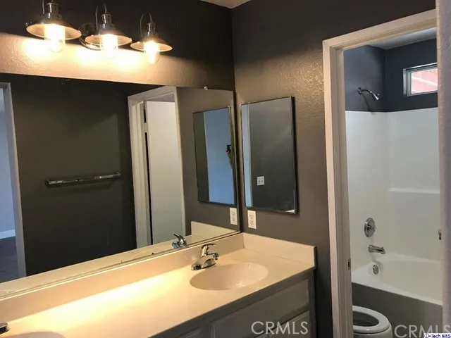 13588 Brynwood Victorville, CA 92392