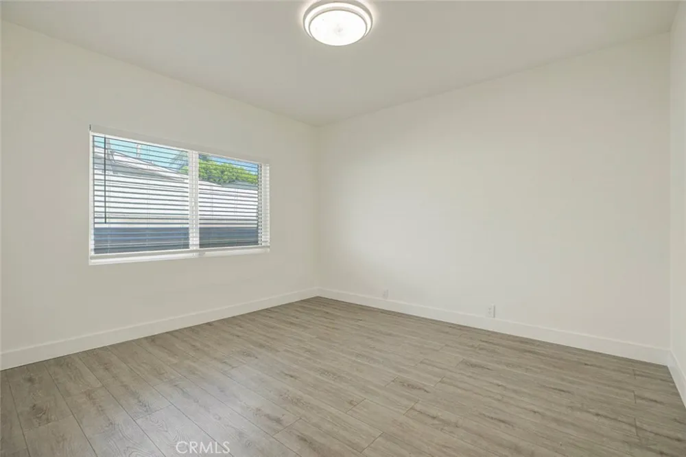 11031 Lull Street Sun Valley, CA 91352