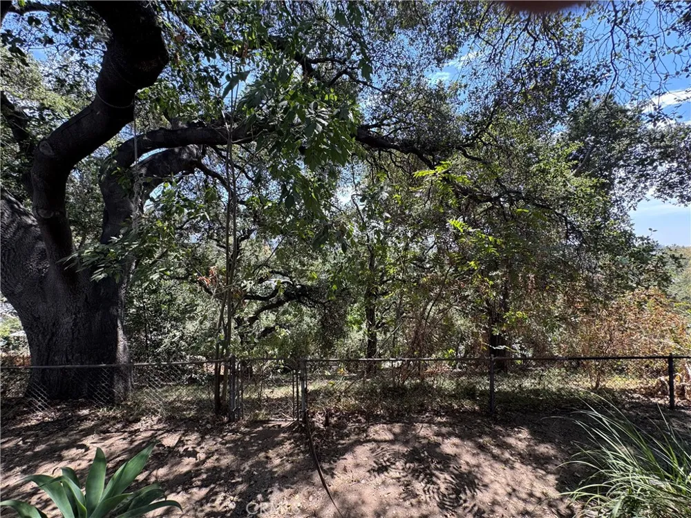 4606 Daleridge La Canada Flintridge, CA 91011