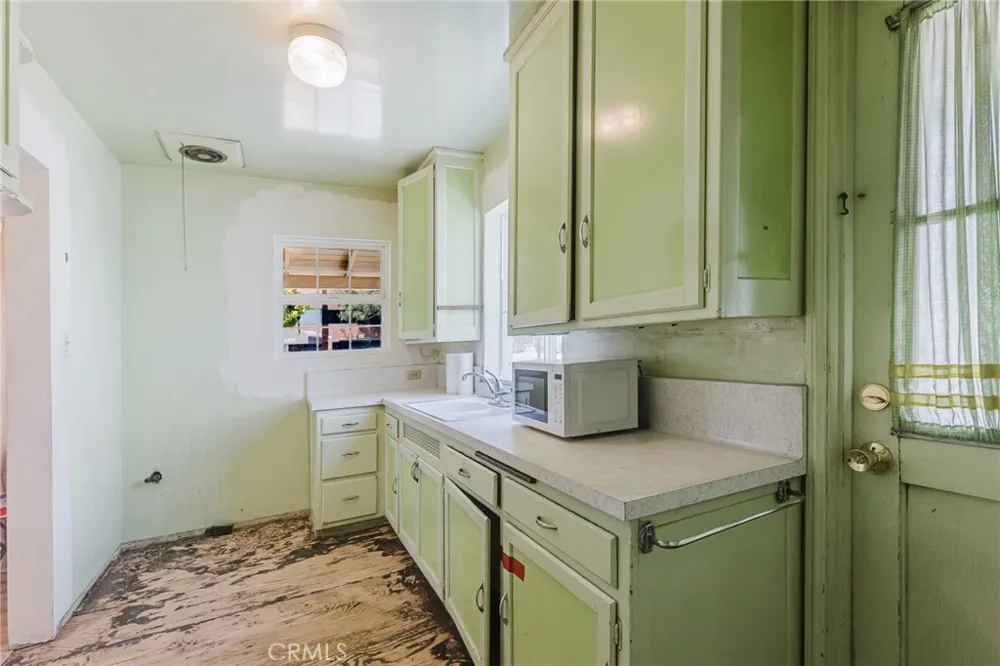 4518 Ocean View La Canada Flintridge, CA 91011