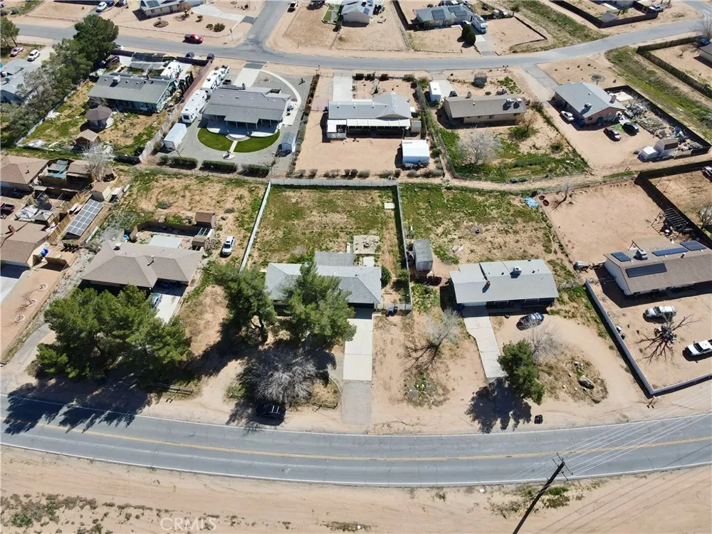 16661 Central Apple Valley, CA 92307