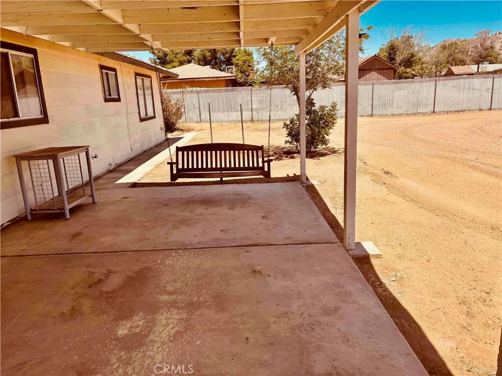 16661 Central Apple Valley, CA 92307