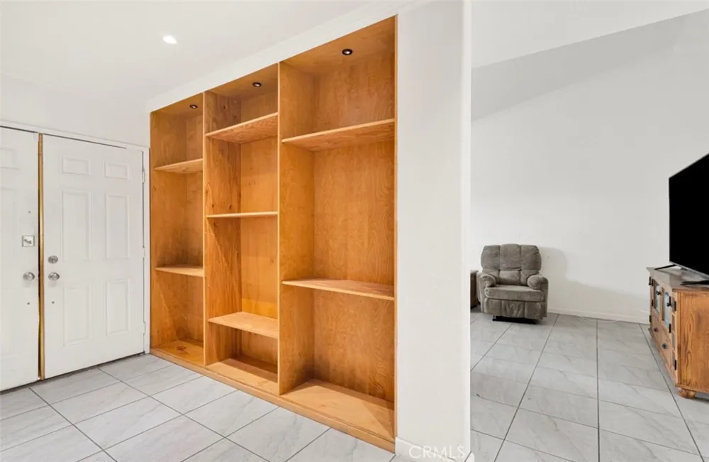 13188 Red Cedar Victorville, CA 92392