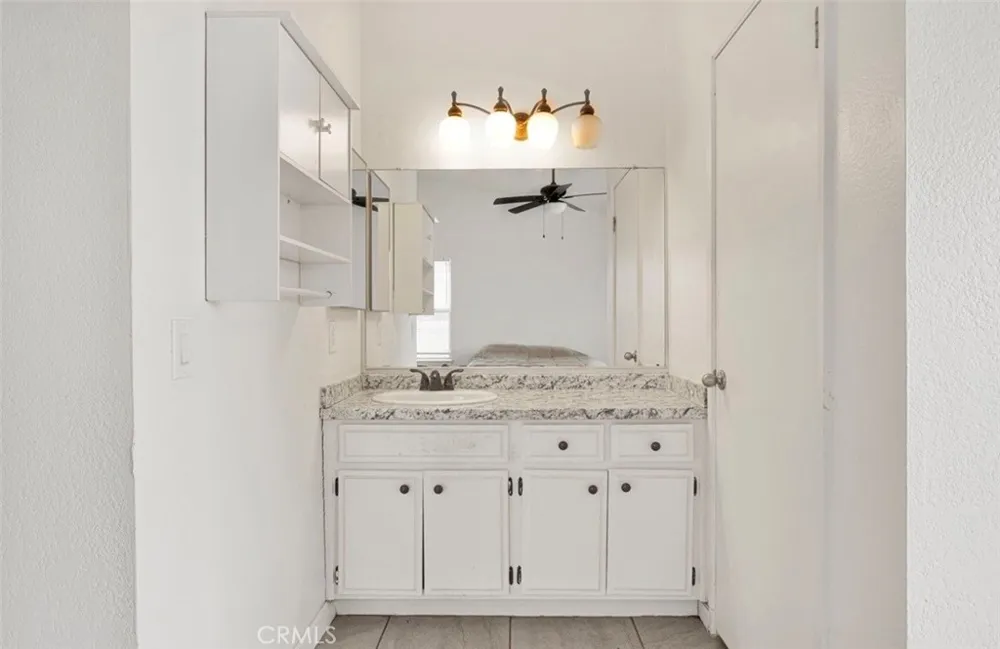13188 Red Cedar Victorville, CA 92392