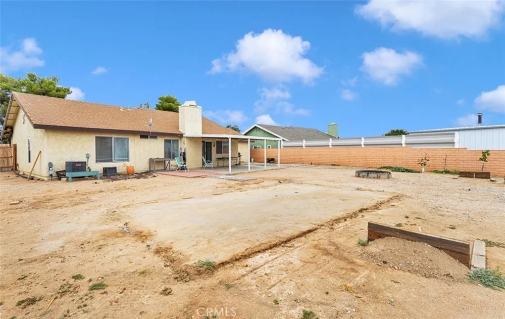 13188 Red Cedar Victorville, CA 92392