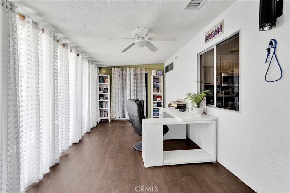 27448 Outrigger Lane Helendale, CA 92342