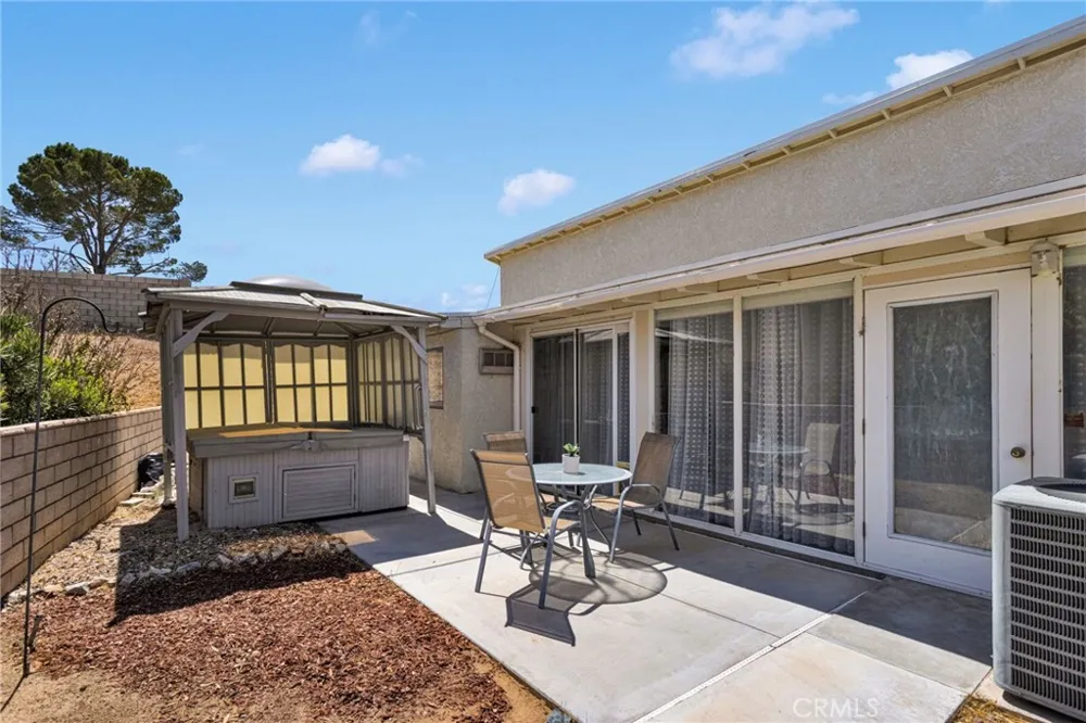 27448 Outrigger Lane Helendale, CA 92342