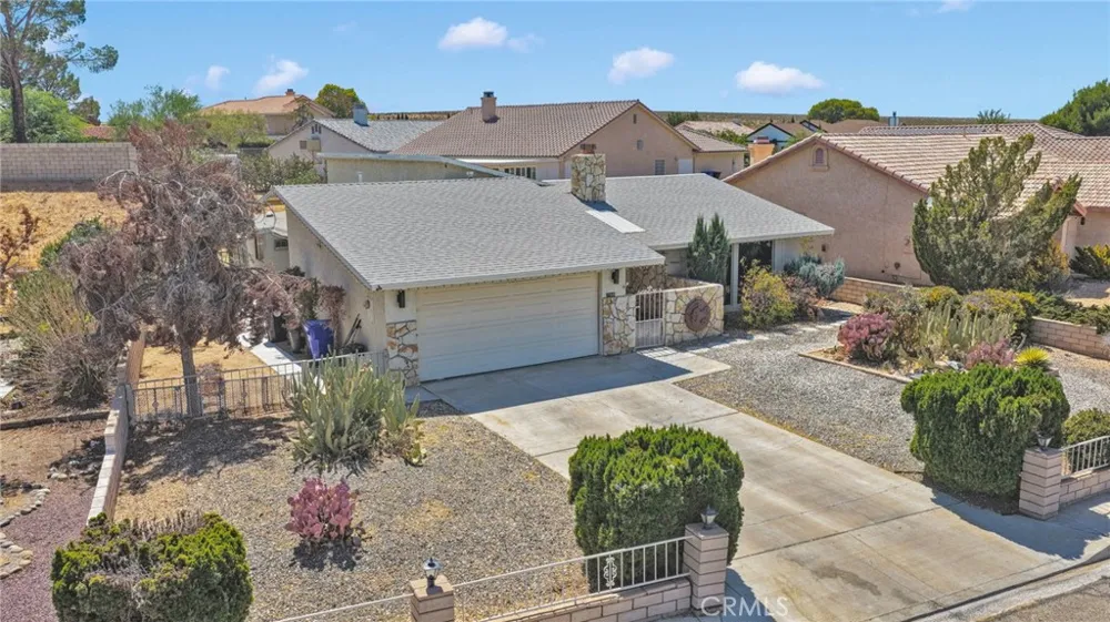 27448 Outrigger Lane Helendale, CA 92342