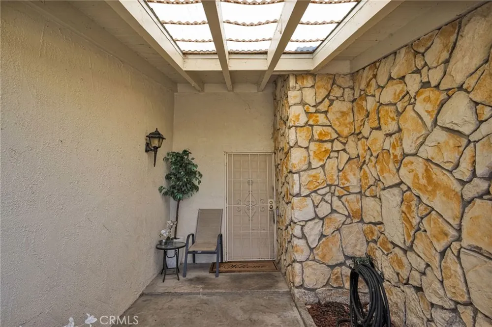 27448 Outrigger Lane Helendale, CA 92342