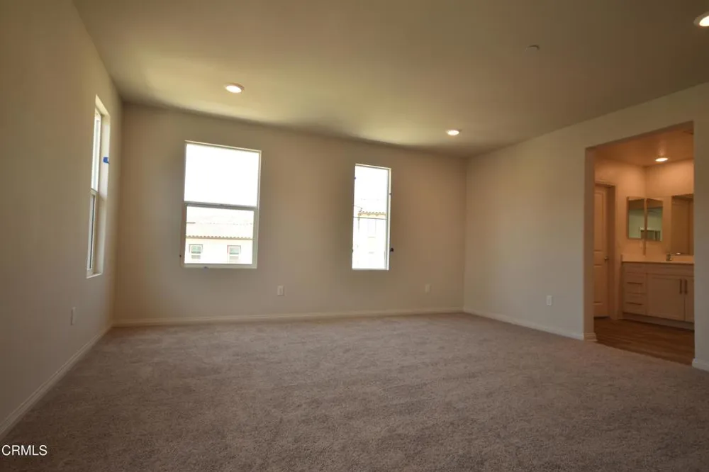 656 Martina Street Camarillo, CA 93010