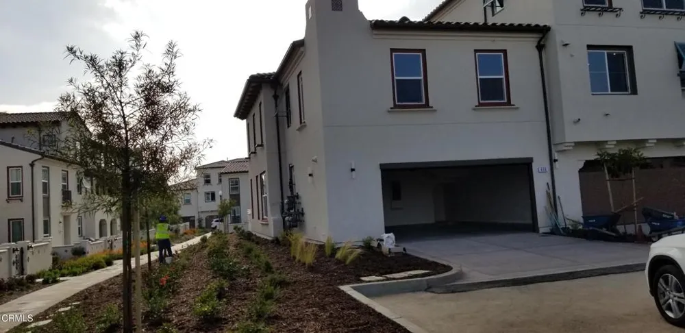 656 Martina Street Camarillo, CA 93010