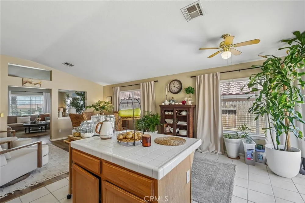 17560 Hudson Victorville, CA 92395