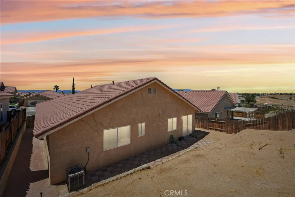 17560 Hudson Victorville, CA 92395
