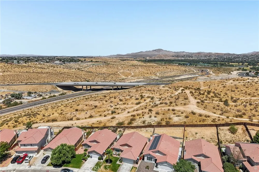 17560 Hudson Victorville, CA 92395