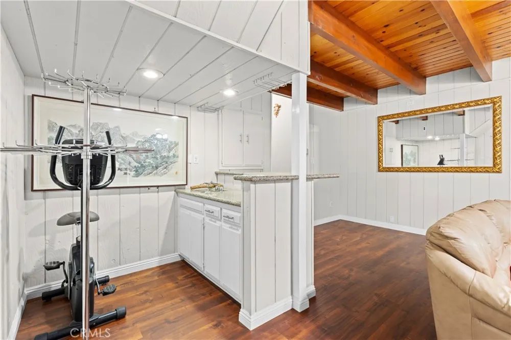 1025 Rivera Wrightwood, CA 92397