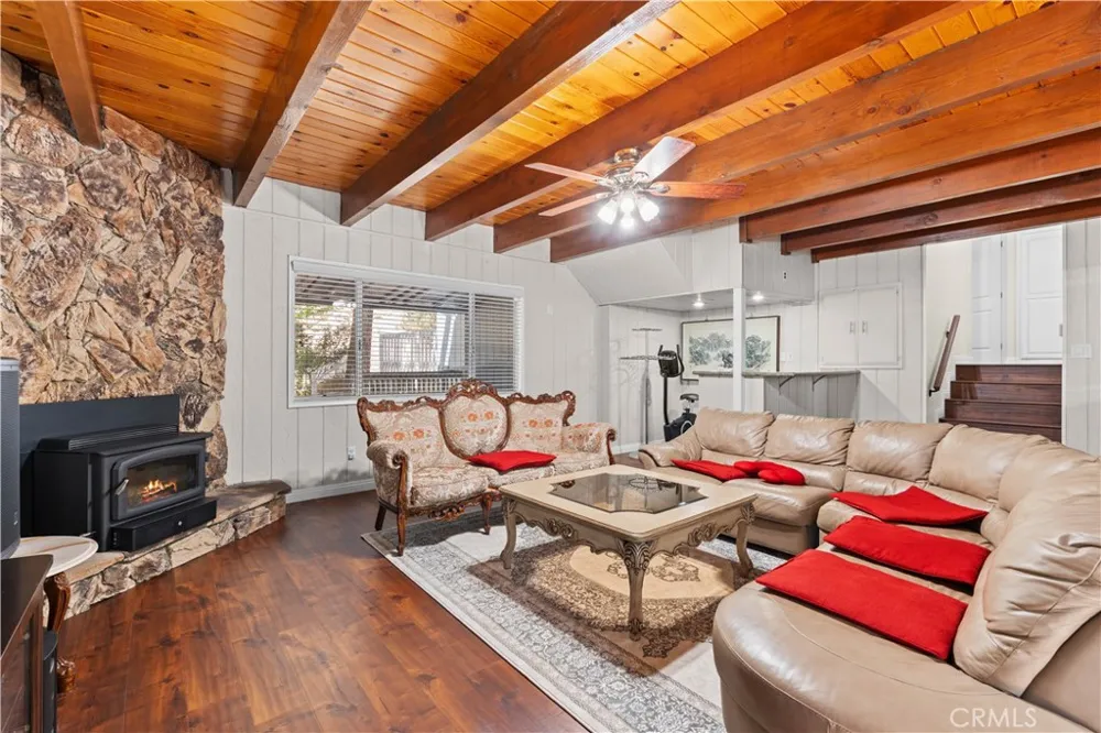 1025 Rivera Wrightwood, CA 92397