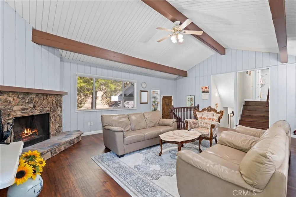 1025 Rivera Wrightwood, CA 92397