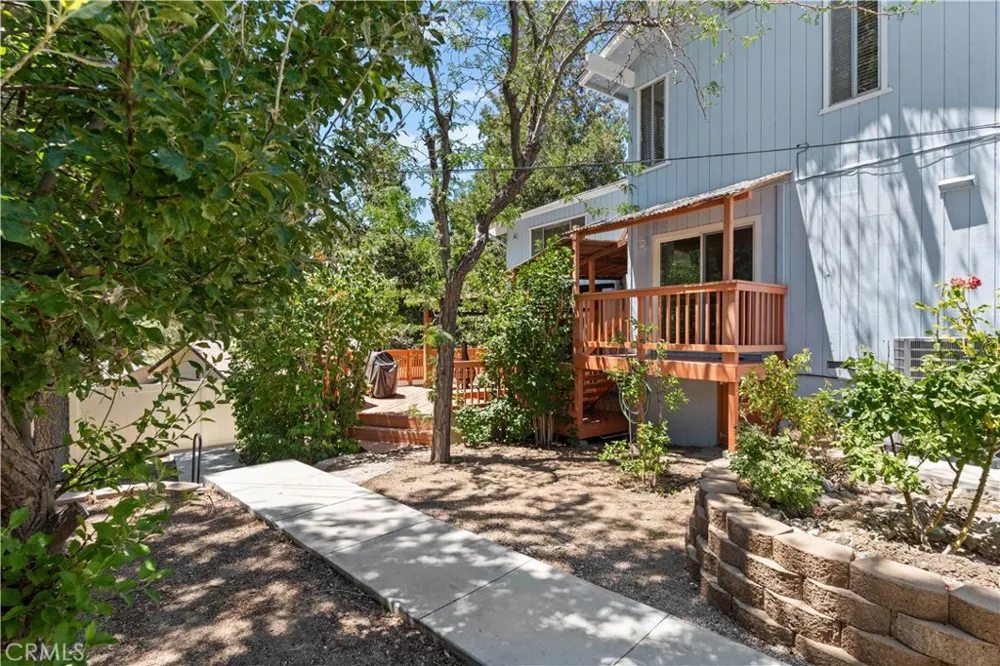 1025 Rivera Wrightwood, CA 92397