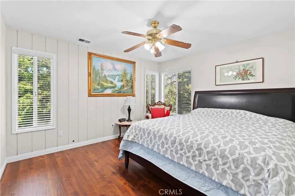 1025 Rivera Wrightwood, CA 92397