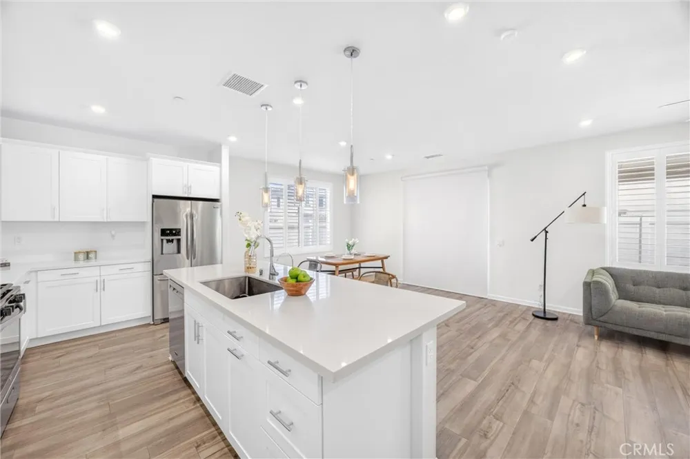 493 Pinewood Rialto, CA 92376