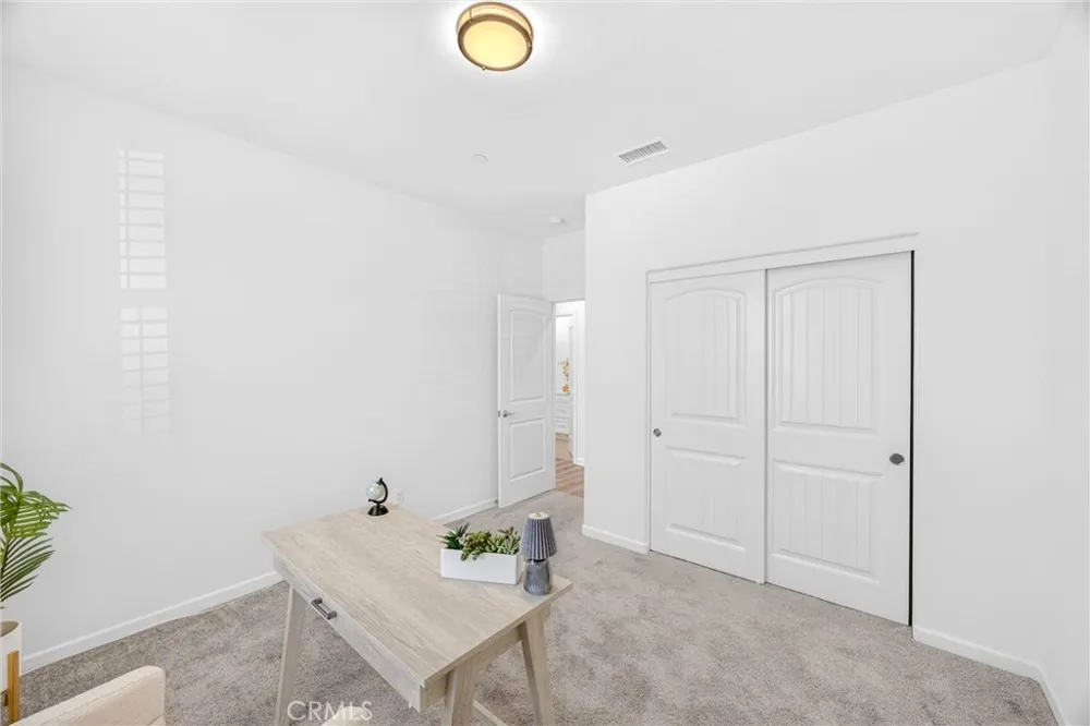 493 Pinewood Rialto, CA 92376