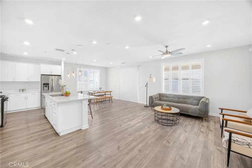 493 Pinewood Rialto, CA 92376