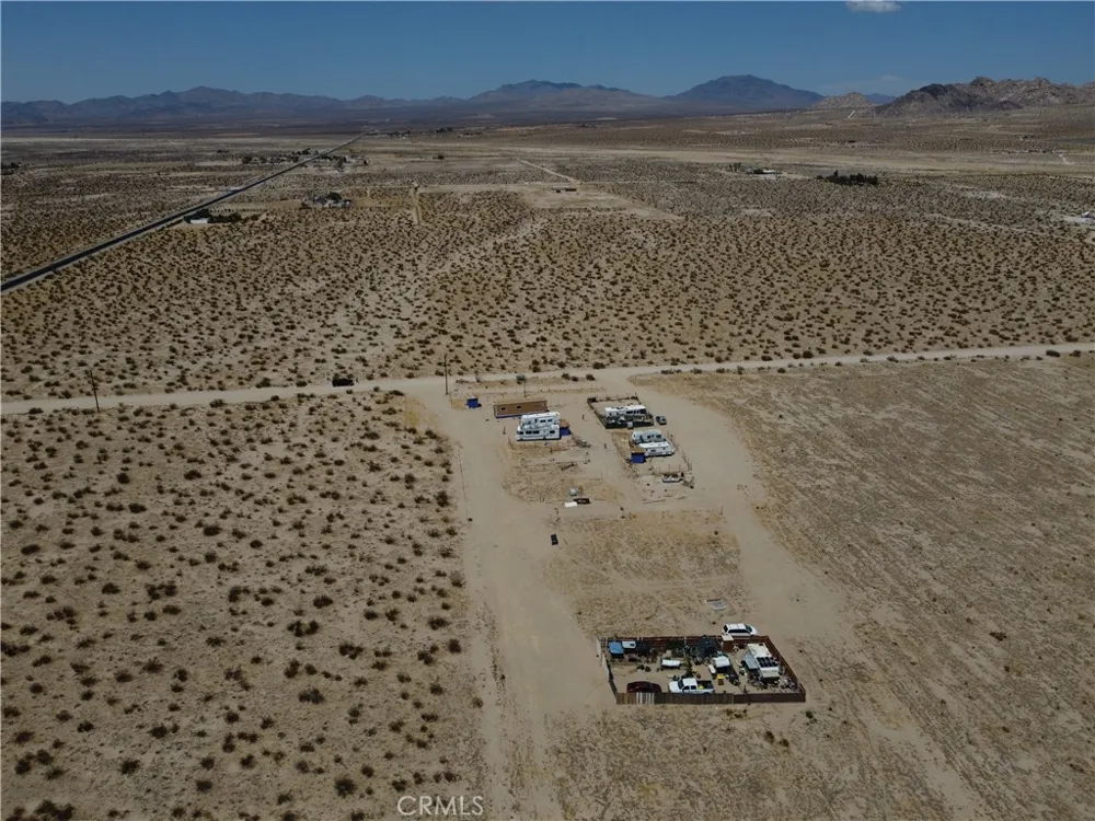 37051 Pearl Lucerne Valley, CA 92356