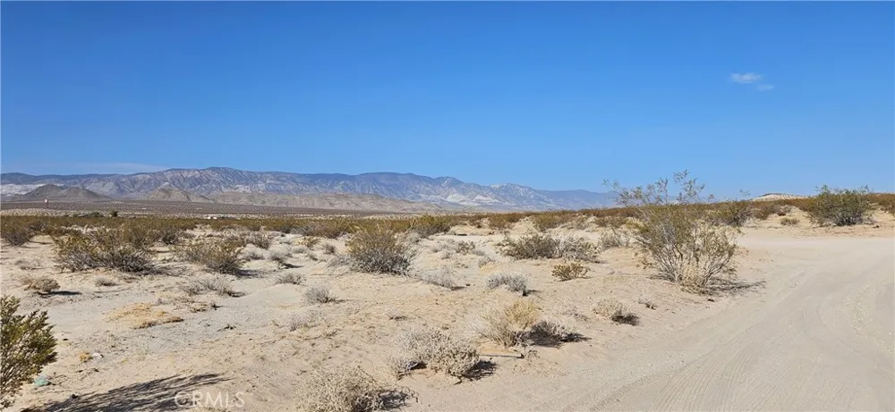 42920 Carmer Lucerne Valley, CA 92356