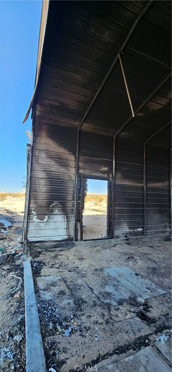 42920 Carmer Lucerne Valley, CA 92356