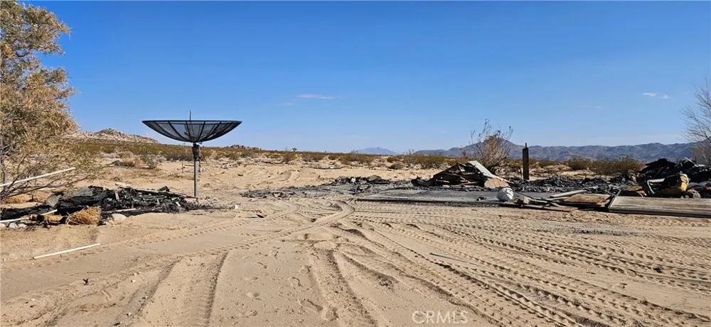 42920 Carmer Lucerne Valley, CA 92356