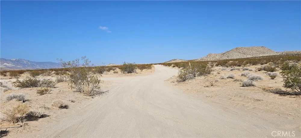 42920 Carmer Lucerne Valley, CA 92356