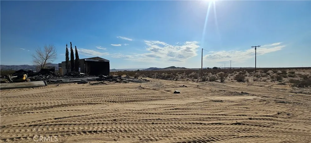 42920 Carmer Lucerne Valley, CA 92356