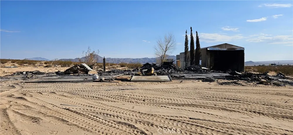 42920 Carmer Lucerne Valley, CA 92356