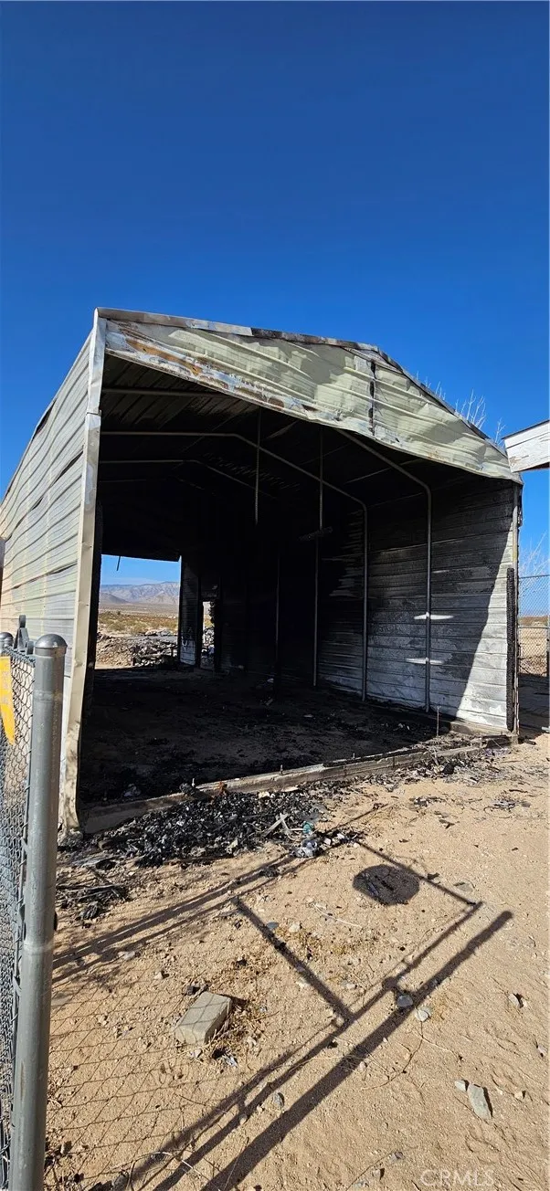 42920 Carmer Lucerne Valley, CA 92356