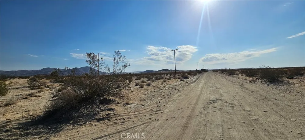 42920 Carmer Lucerne Valley, CA 92356